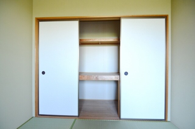 グローリアスハイツの物件内観写真