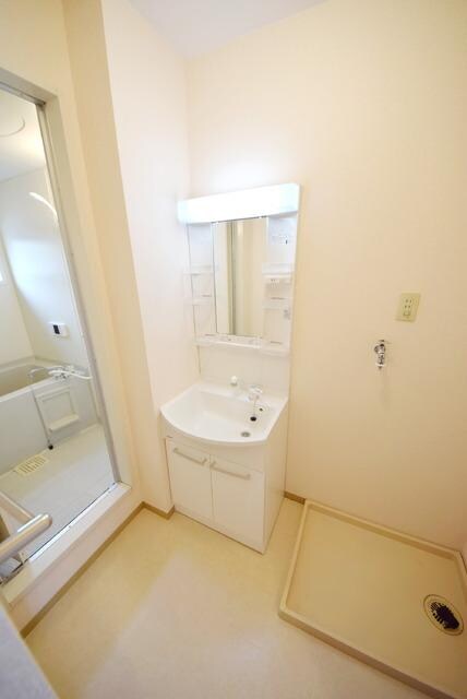 ホワイトヴュー 弐番館の物件内観写真