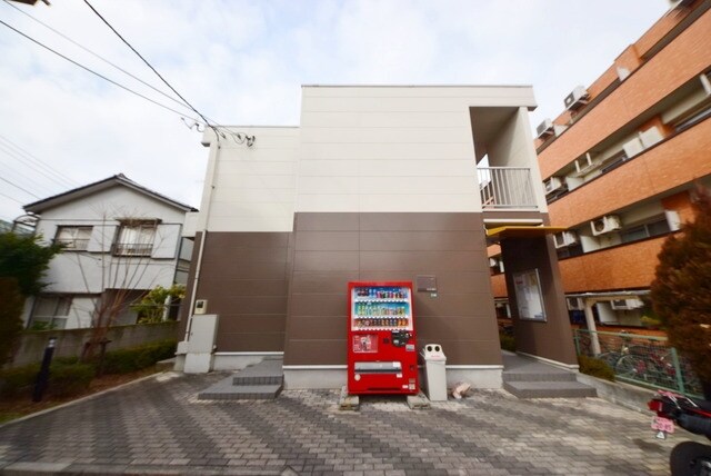 レオパレスアロンジェの物件外観写真