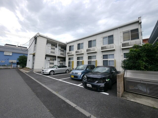 レオパレスMOEGIの物件外観写真