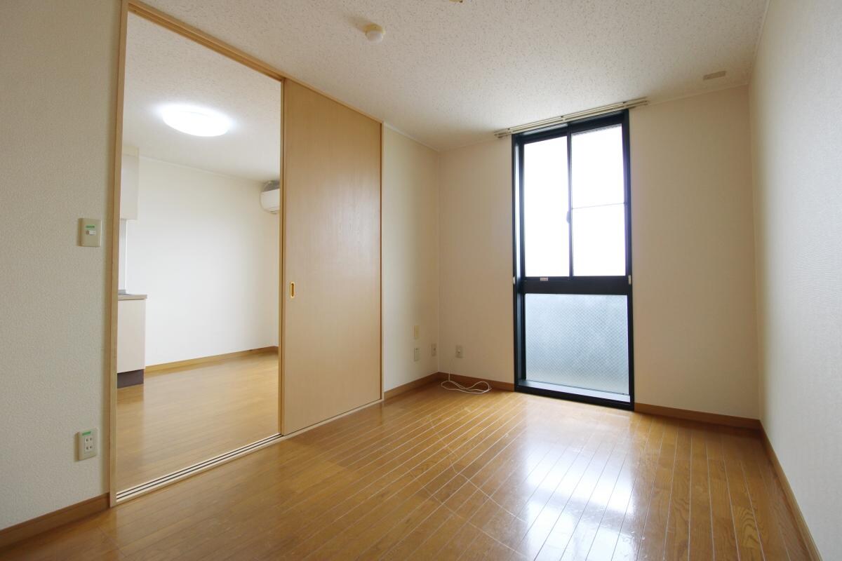 レオパレス城北B 9872の物件内観写真