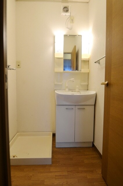 ガーデンコートBの物件内観写真