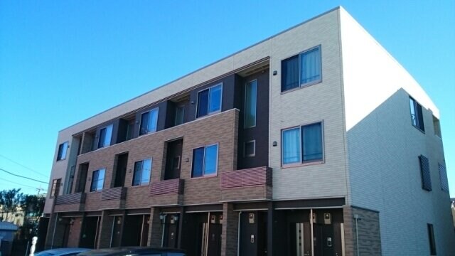 アンジュールの物件外観写真