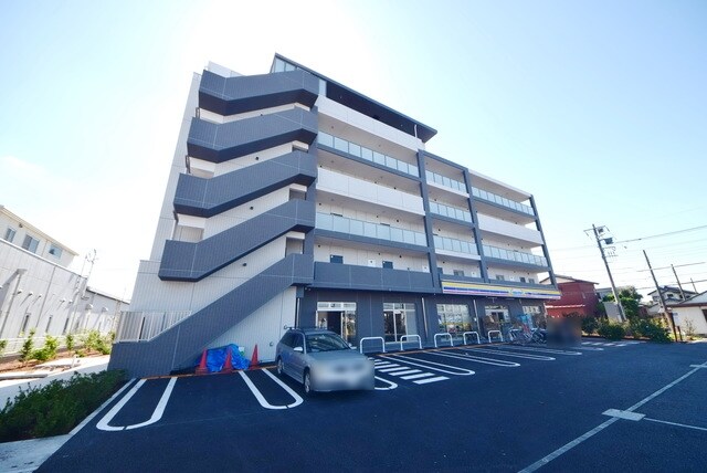 グランチェスタの物件外観写真