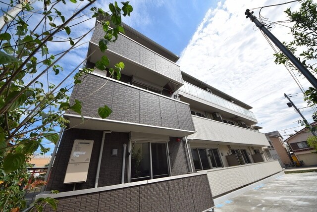 クレセントの物件外観写真