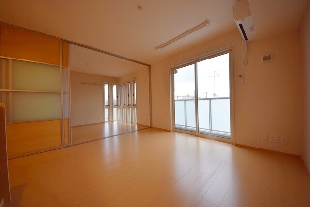 クレセントの物件内観写真