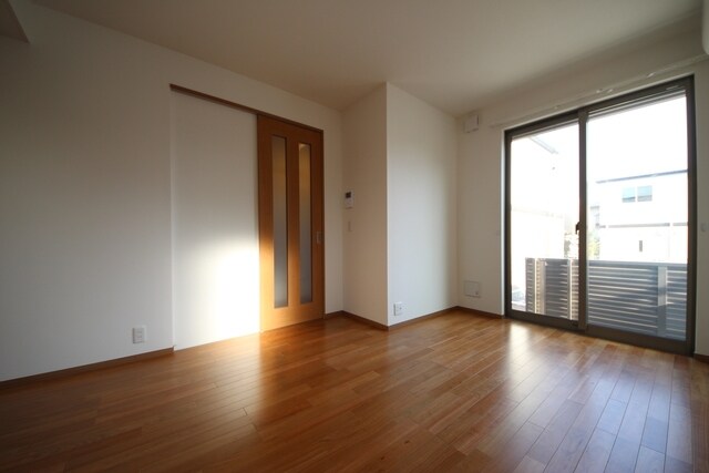 オレンジブーケD棟の物件内観写真