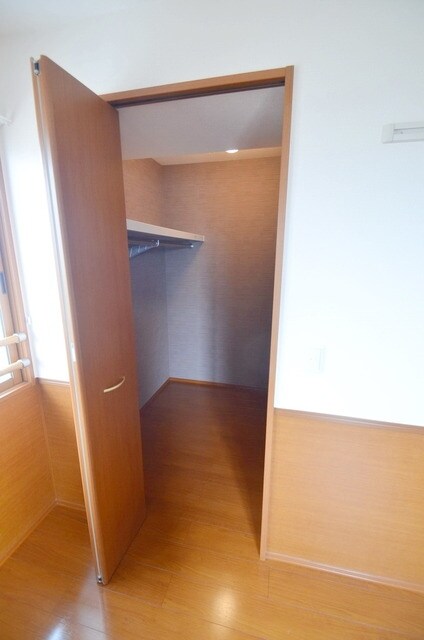 グランシャリオEの物件内観写真