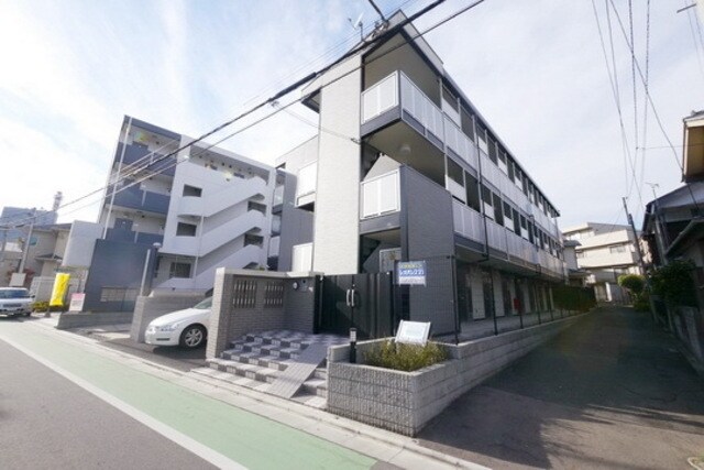 レオパレスブランドール Hの物件外観写真