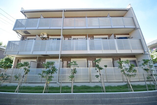 クレイノポスタの物件外観写真