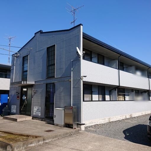 レオパレスホワイエIの物件外観写真