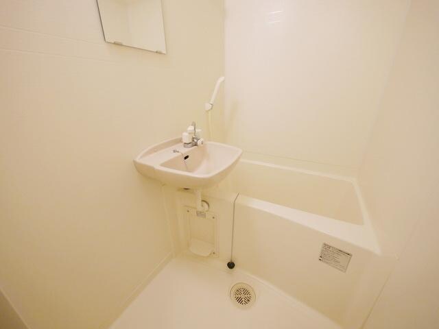 レオパレスパークヒル三室の物件内観写真