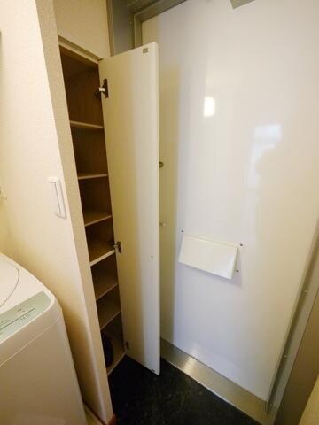 レオパレスパークヒル三室の物件内観写真