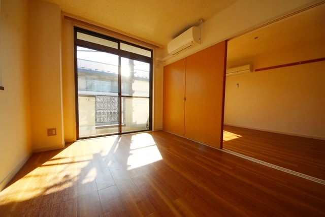 ツイン・アーバン21の物件内観写真