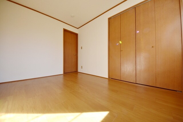 フラット花井弐番館の物件内観写真