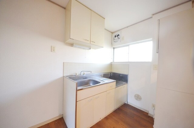 エステートピア フラワーの物件内観写真