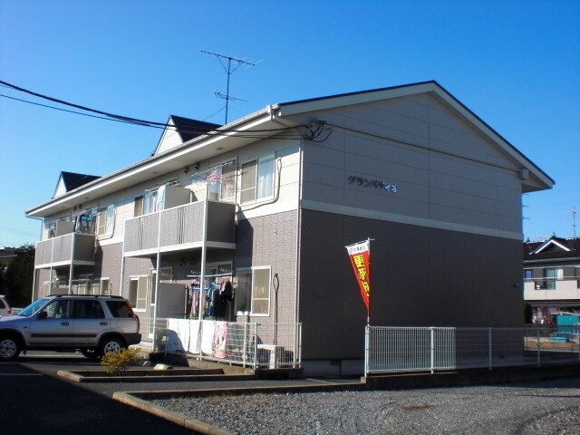 グランパティオの物件外観写真