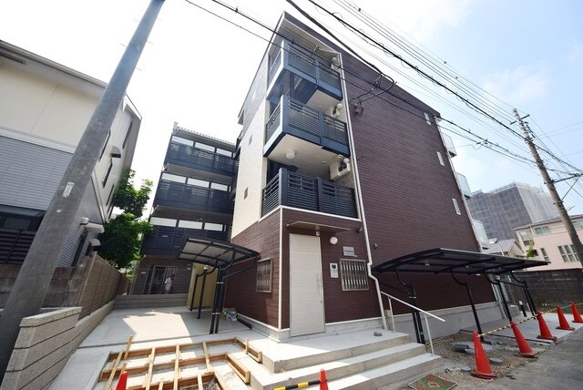 JHK浦和仲町の物件外観写真