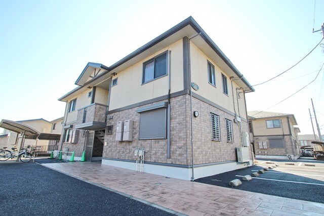 リビングタウン三橋西Bの物件内観写真