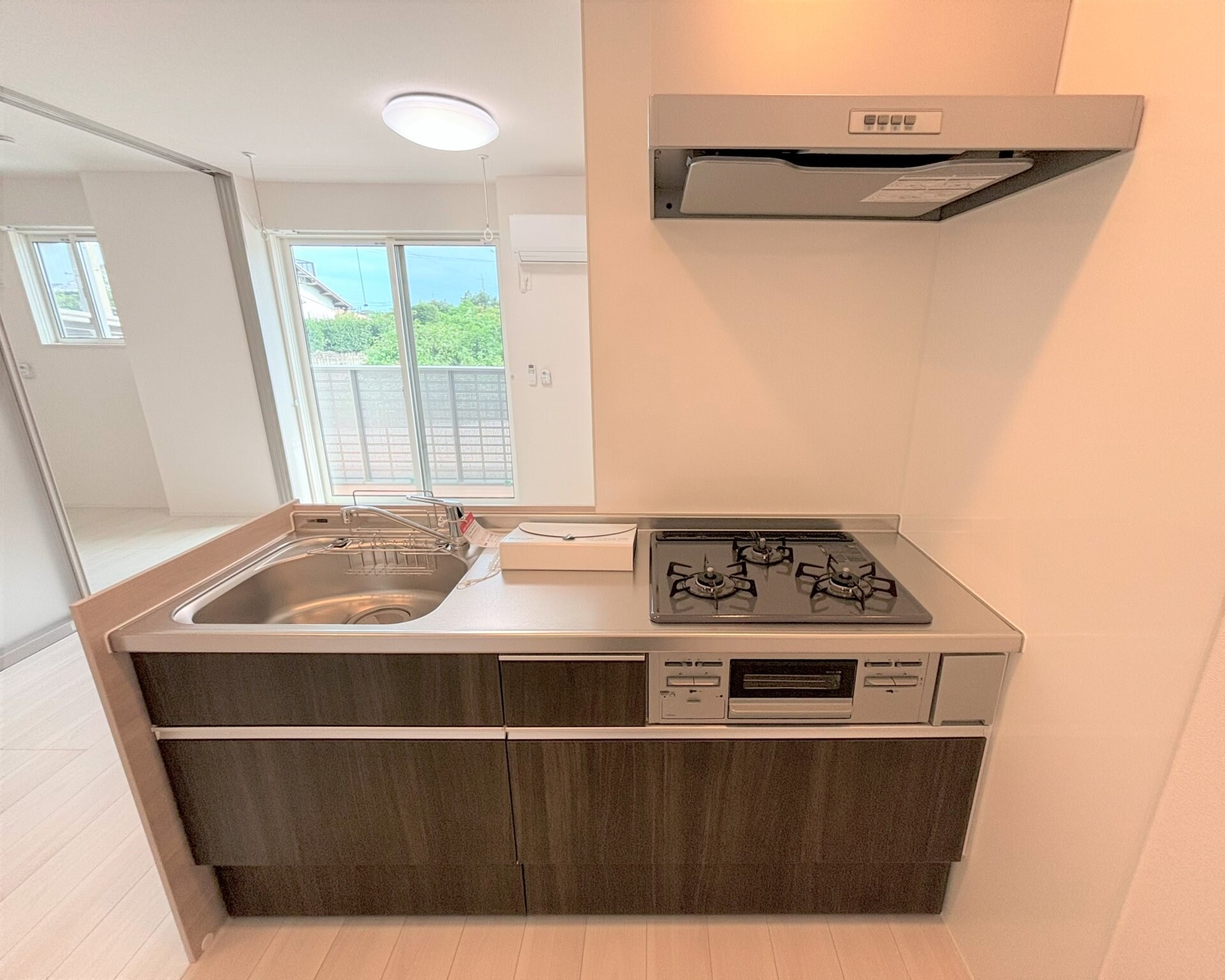 ファミーユ Tの物件内観写真