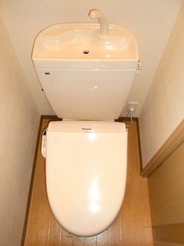 ロイヤルハイツの物件内観写真