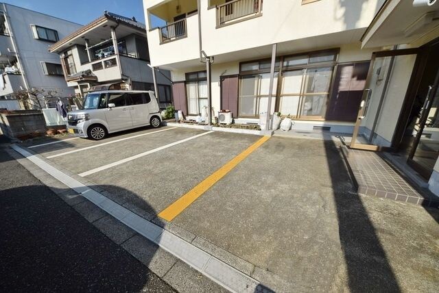 ハイツサンマリーナの物件内観写真