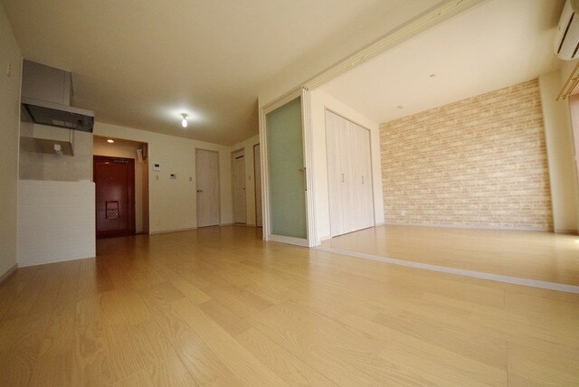 越山マンションの物件内観写真