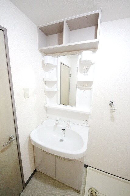 レジェンドの物件内観写真