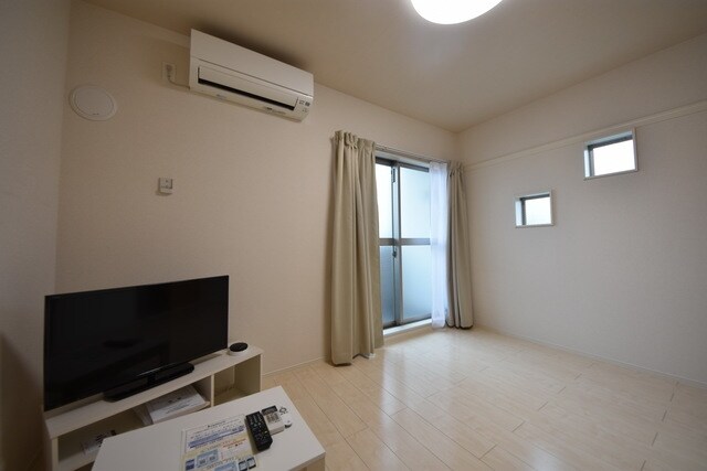 クレイノ葵芳 1号館の物件内観写真