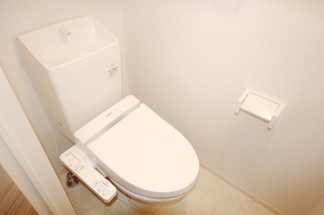 ロイジェント高島平の物件内観写真