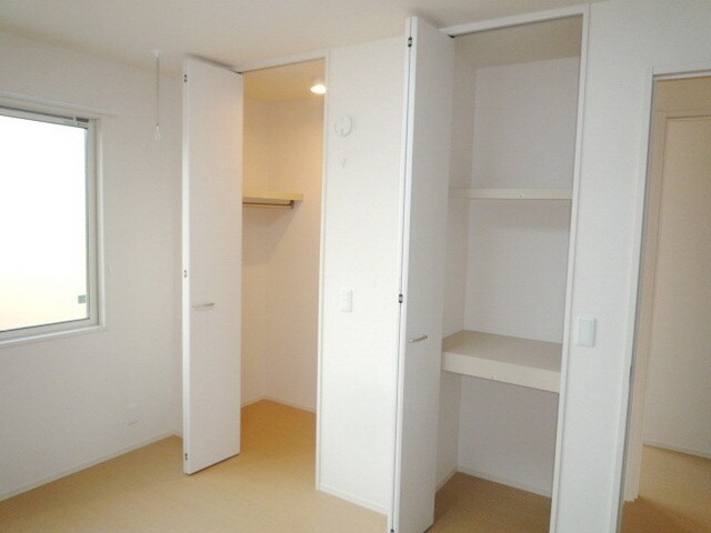 ラ・ルーチェBの物件内観写真