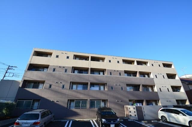 ジェルメの物件外観写真