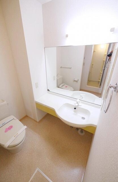 オークヒルズ壱番館の物件内観写真