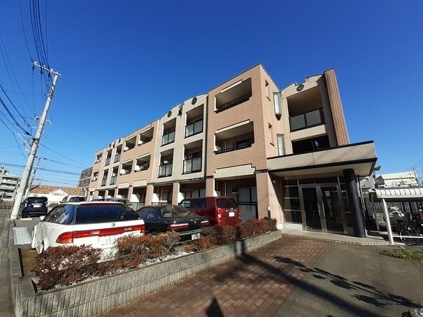 ソレイユ新狭山の物件外観写真