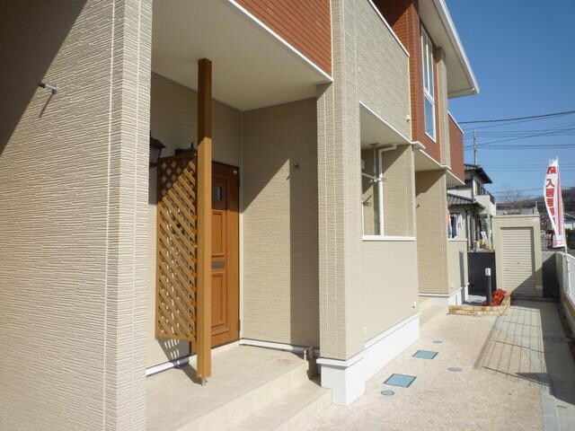 ピオニー サワグチの物件内観写真