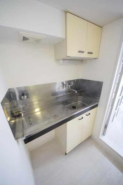 リコリスBの物件内観写真