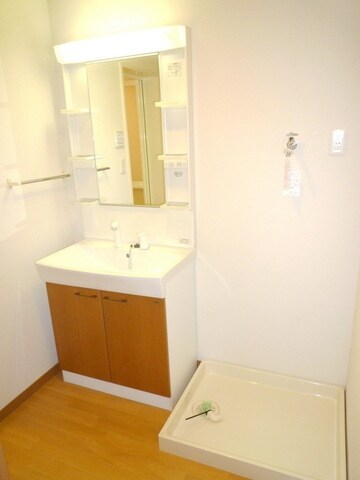 シャインファーストIIの物件内観写真