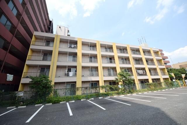 アンプルール フェール 本川越の物件外観写真