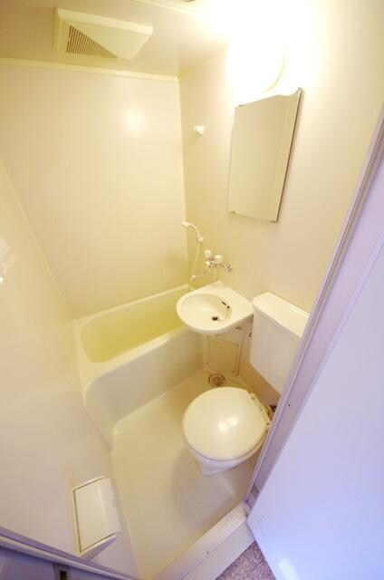 TOP新河岸第1の物件内観写真