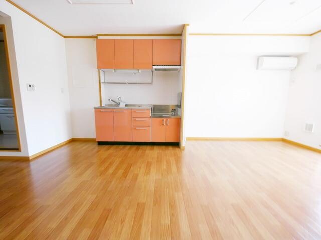 パ-クアドニス弐番館の物件内観写真