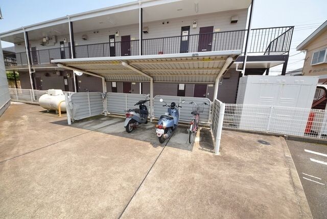 パ-クアドニス弐番館の物件内観写真