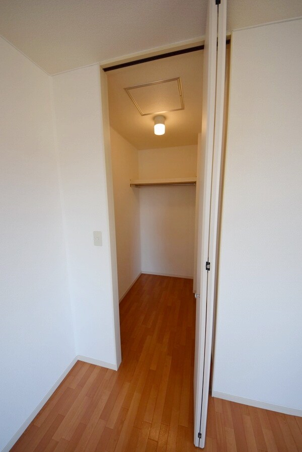 ハピネス松ヶ丘の物件内観写真