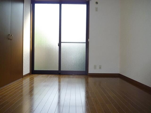 プレジールIの物件内観写真