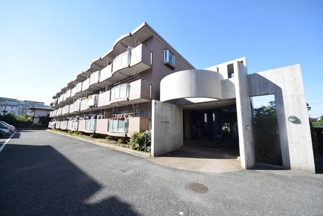 レジュール鶴ヶ島の物件外観写真