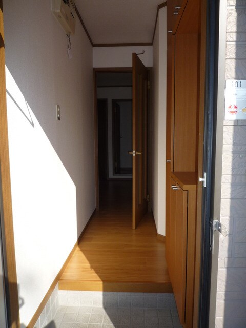 パ-クアドニスの物件内観写真