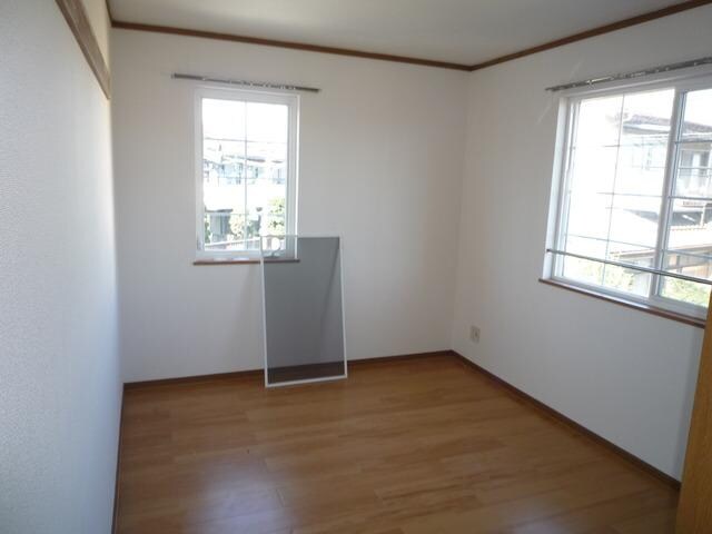 パ-クアドニスの物件内観写真