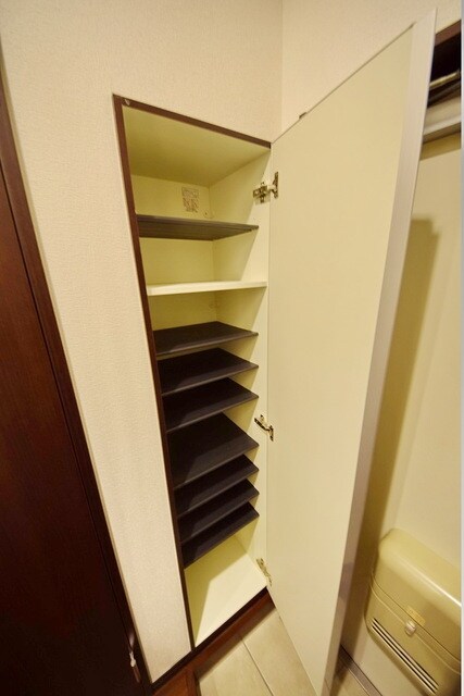 アムールサンドエルIIIの物件内観写真