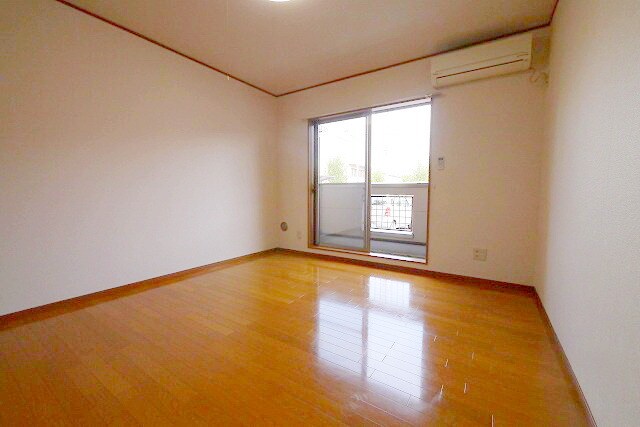 シャルムIIの物件内観写真