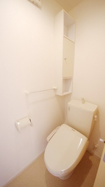 アロマ・ドゥ-・ヴィラの物件内観写真