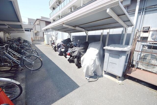 ピッコロモンドの物件内観写真